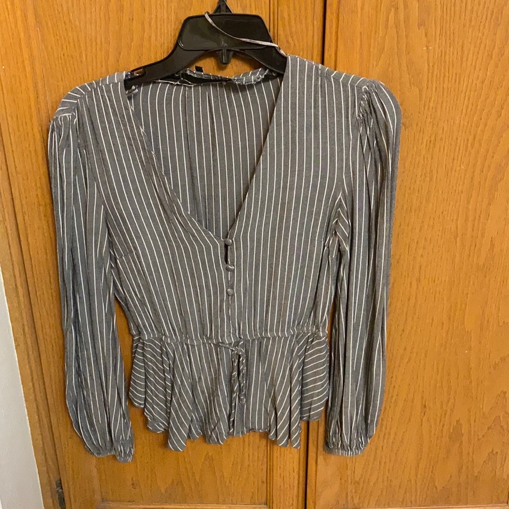 1.state blouse size xs